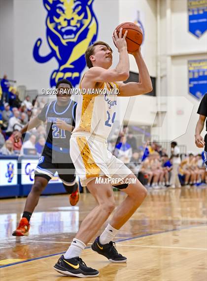 Thumbnail 3 in Indianapolis Shortridge @ Greenfield-Central photogallery.