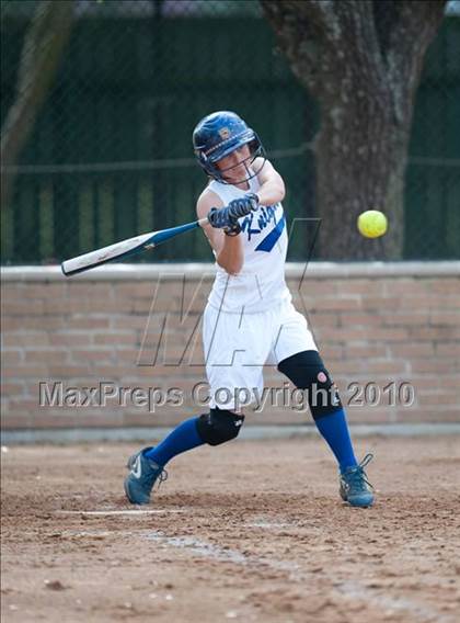 Thumbnail 1 in Lamar @ Episcopal photogallery.