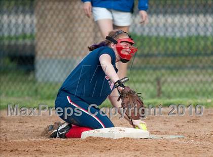 Thumbnail 2 in Lamar @ Episcopal photogallery.