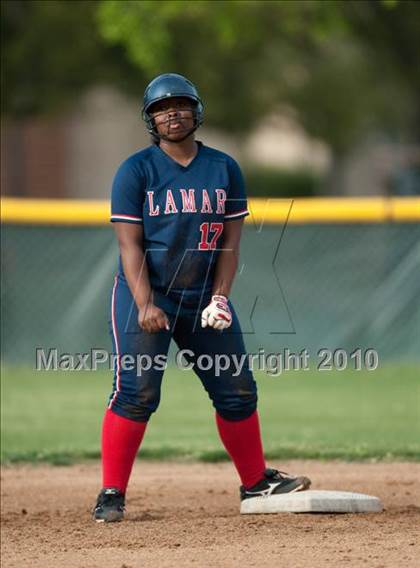 Thumbnail 3 in Lamar @ Episcopal photogallery.