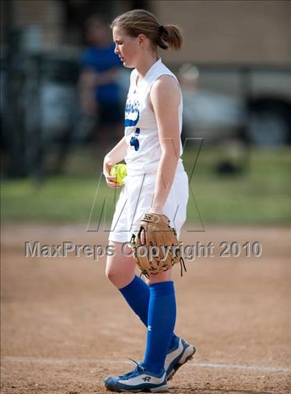 Thumbnail 1 in Lamar @ Episcopal photogallery.