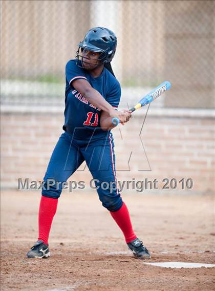 Thumbnail 1 in Lamar @ Episcopal photogallery.