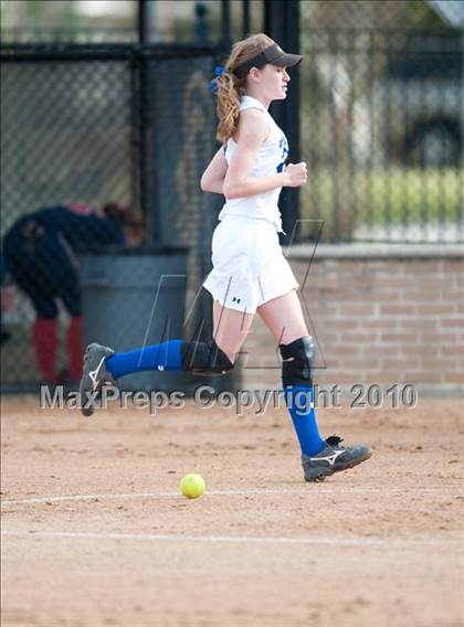 Thumbnail 1 in Lamar @ Episcopal photogallery.