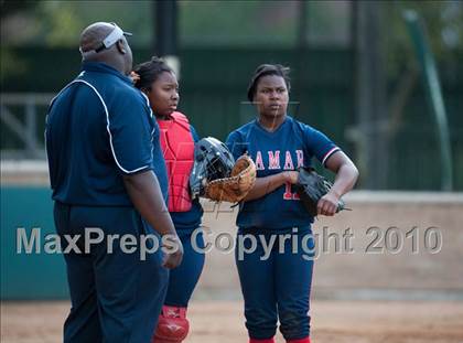 Thumbnail 2 in Lamar @ Episcopal photogallery.