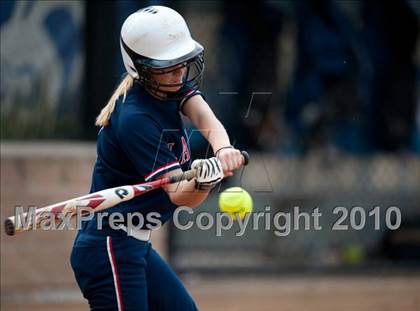 Thumbnail 1 in Lamar @ Episcopal photogallery.