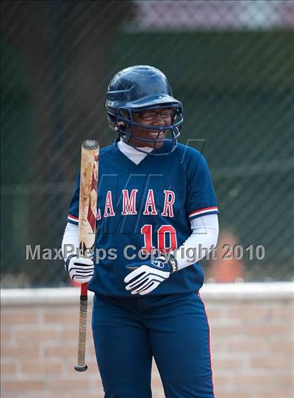 Thumbnail 1 in Lamar @ Episcopal photogallery.