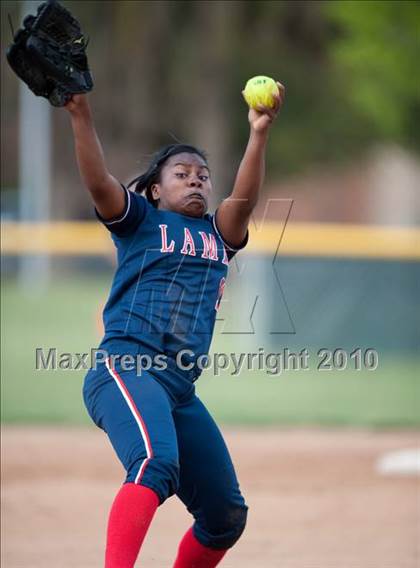 Thumbnail 3 in Lamar @ Episcopal photogallery.