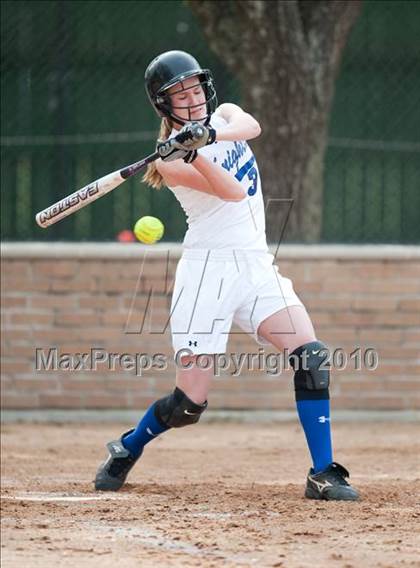 Thumbnail 1 in Lamar @ Episcopal photogallery.