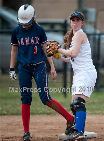 Thumbnail 1 in Lamar @ Episcopal photogallery.