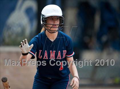 Thumbnail 3 in Lamar @ Episcopal photogallery.