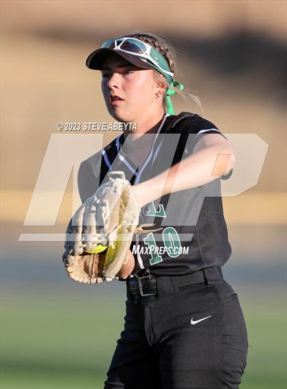 Thumbnail 3 in Fossil Ridge vs. Cherokee Trail (CHSAA 5A Second Round) photogallery.