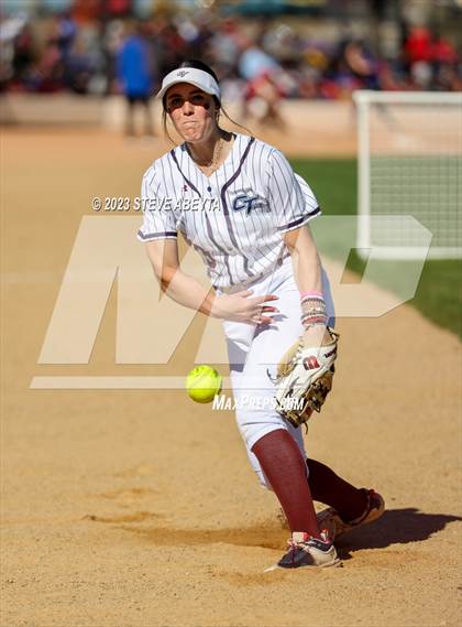 Thumbnail 2 in Fossil Ridge vs. Cherokee Trail (CHSAA 5A Second Round) photogallery.