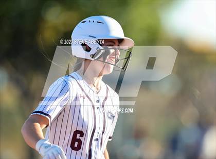 Thumbnail 1 in Fossil Ridge vs. Cherokee Trail (CHSAA 5A Second Round) photogallery.