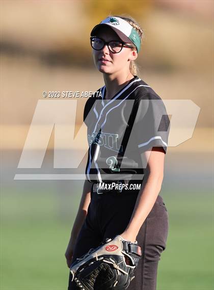 Thumbnail 1 in Fossil Ridge vs. Cherokee Trail (CHSAA 5A Second Round) photogallery.