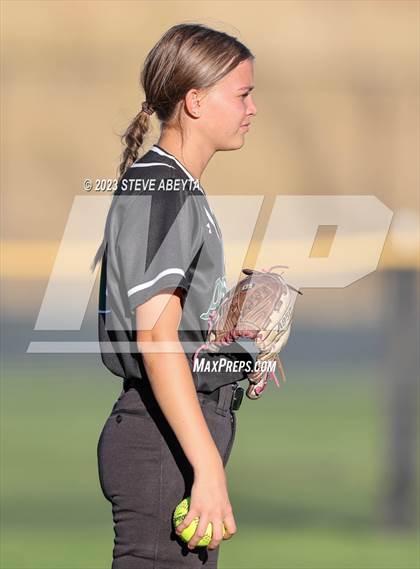 Thumbnail 3 in Fossil Ridge vs. Cherokee Trail (CHSAA 5A Second Round) photogallery.