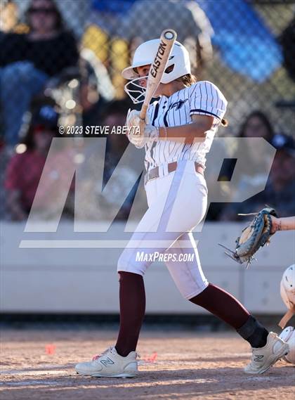 Thumbnail 2 in Fossil Ridge vs. Cherokee Trail (CHSAA 5A Second Round) photogallery.
