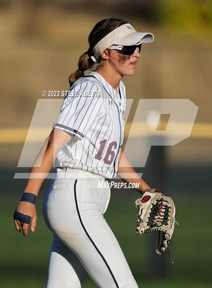 Thumbnail 3 in Fossil Ridge vs. Cherokee Trail (CHSAA 5A Second Round) photogallery.