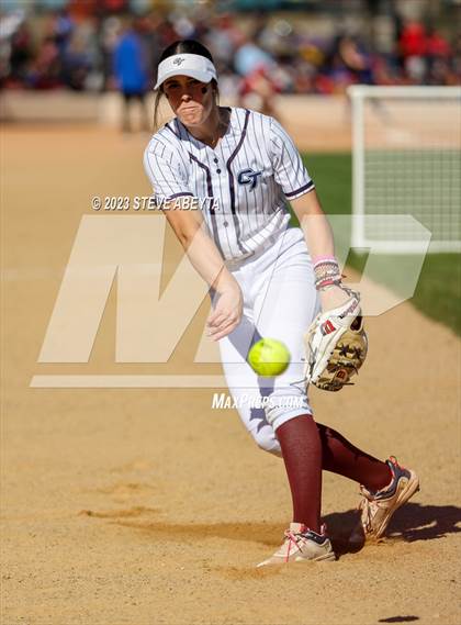 Thumbnail 3 in Fossil Ridge vs. Cherokee Trail (CHSAA 5A Second Round) photogallery.