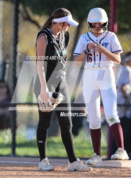 Thumbnail 1 in Fossil Ridge vs. Cherokee Trail (CHSAA 5A Second Round) photogallery.