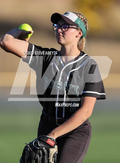 Thumbnail 2 in Fossil Ridge vs. Cherokee Trail (CHSAA 5A Second Round) photogallery.