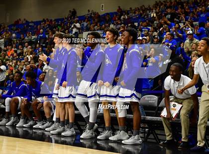 Thumbnail 3 in Nevada vs. Izard County (AAA 1A State Final) photogallery.