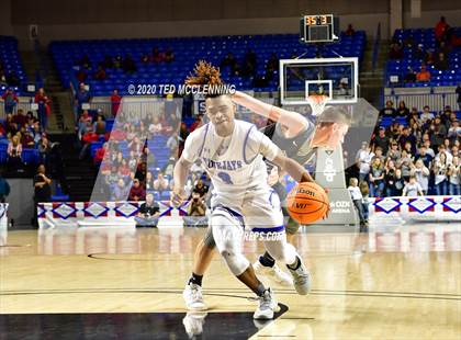 Thumbnail 1 in Nevada vs. Izard County (AAA 1A State Final) photogallery.