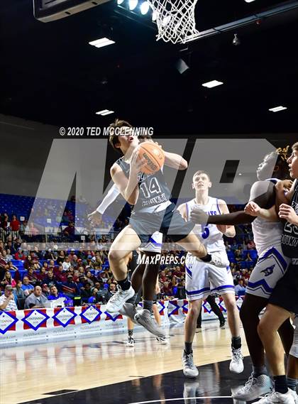 Thumbnail 1 in Nevada vs. Izard County (AAA 1A State Final) photogallery.