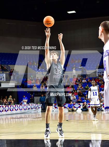 Thumbnail 1 in Nevada vs. Izard County (AAA 1A State Final) photogallery.