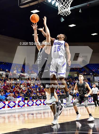 Thumbnail 3 in Nevada vs. Izard County (AAA 1A State Final) photogallery.