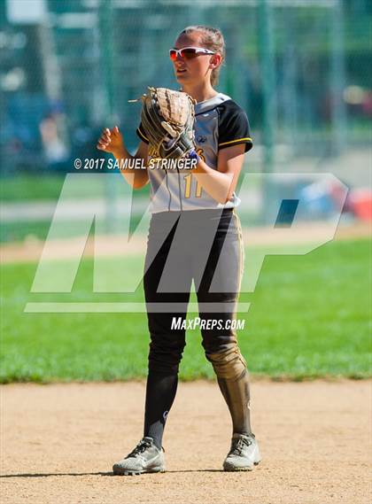 Thumbnail 3 in Granada vs. McKinleyville (HASA Invitational) photogallery.