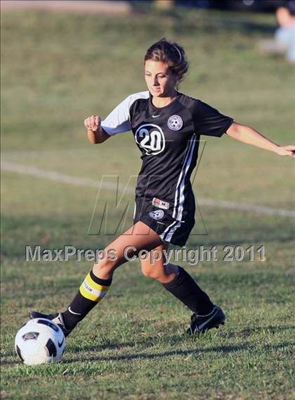 Thumbnail 2 in Sevier County vs Science Hill (Region 1-AAA Championship) photogallery.