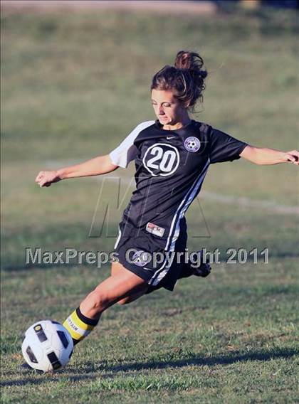 Thumbnail 3 in Sevier County vs Science Hill (Region 1-AAA Championship) photogallery.
