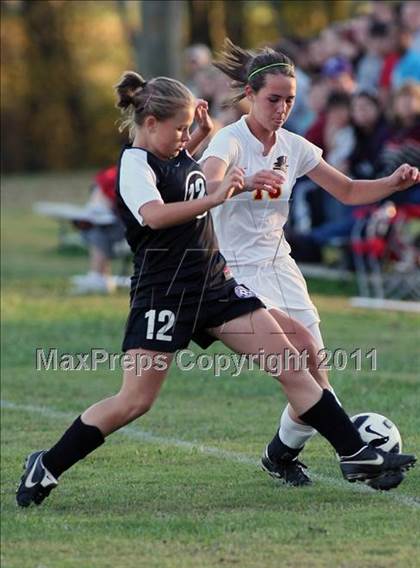 Thumbnail 2 in Sevier County vs Science Hill (Region 1-AAA Championship) photogallery.
