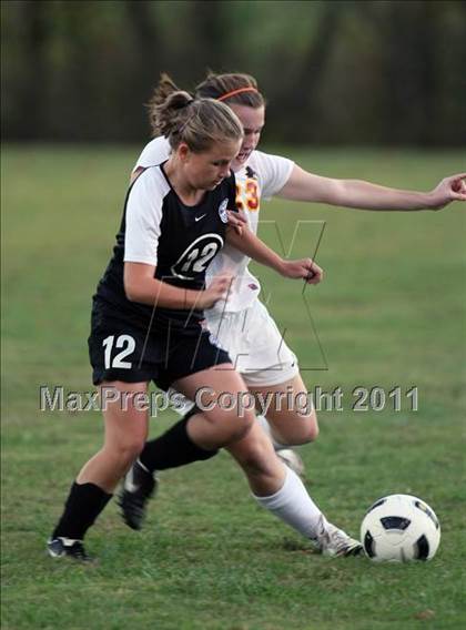 Thumbnail 2 in Sevier County vs Science Hill (Region 1-AAA Championship) photogallery.