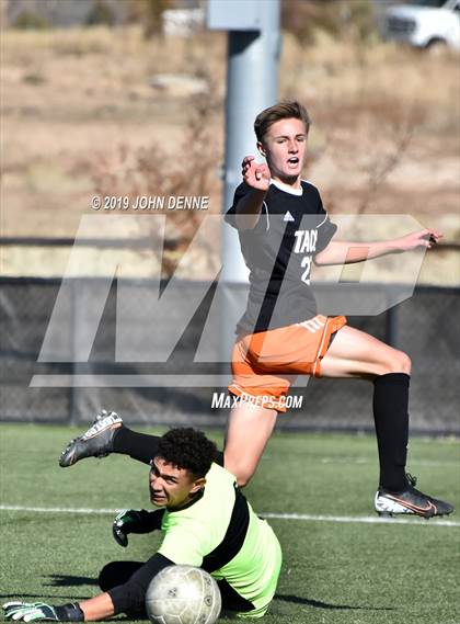 Thumbnail 3 in Taos vs. Valley (NMAA 4A First Round Playoff) photogallery.