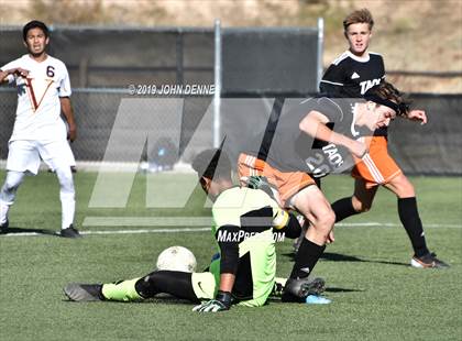 Thumbnail 1 in Taos vs. Valley (NMAA 4A First Round Playoff) photogallery.