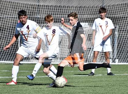 Thumbnail 1 in Taos vs. Valley (NMAA 4A First Round Playoff) photogallery.