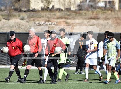 Thumbnail 2 in Taos vs. Valley (NMAA 4A First Round Playoff) photogallery.