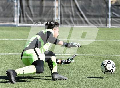 Thumbnail 3 in Taos vs. Valley (NMAA 4A First Round Playoff) photogallery.