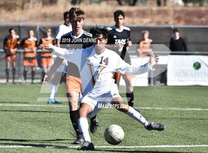 Thumbnail 3 in Taos vs. Valley (NMAA 4A First Round Playoff) photogallery.