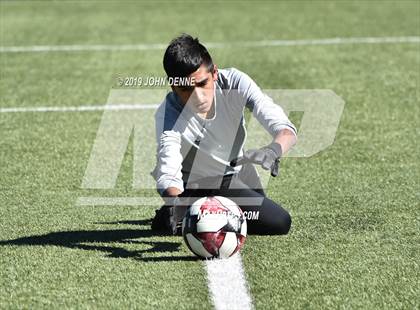 Thumbnail 3 in Taos vs. Valley (NMAA 4A First Round Playoff) photogallery.