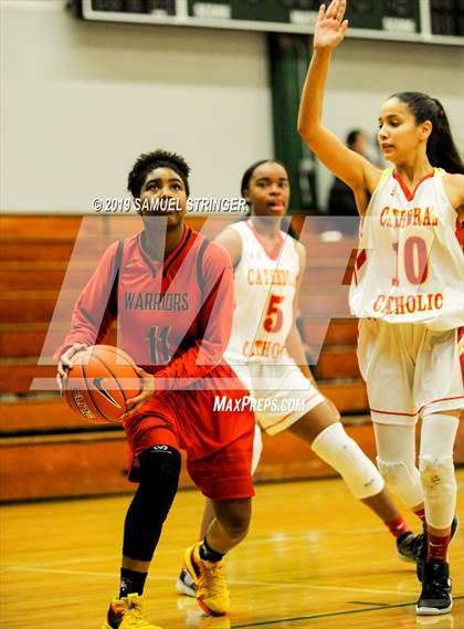 Thumbnail 1 in Cathedral Catholic vs. West Campus (St.Mary's Stockton MLK Classic) photogallery.