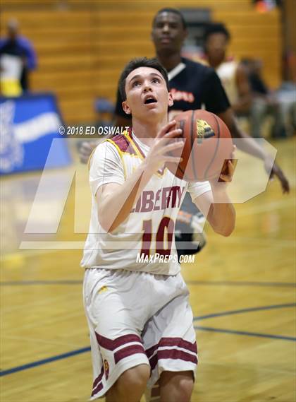 Thumbnail 3 in Liberty vs. McClymonds (Damian Lillard Classic) photogallery.
