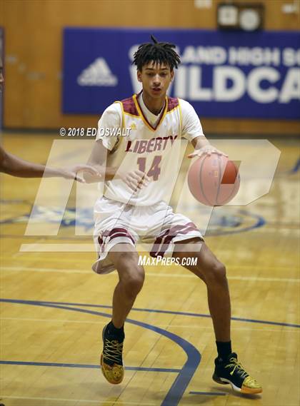 Thumbnail 3 in Liberty vs. McClymonds (Damian Lillard Classic) photogallery.