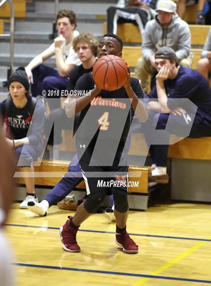 Thumbnail 3 in Liberty vs. McClymonds (Damian Lillard Classic) photogallery.