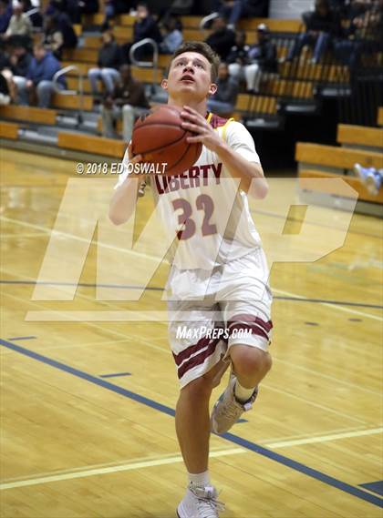 Thumbnail 2 in Liberty vs. McClymonds (Damian Lillard Classic) photogallery.