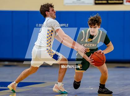 Thumbnail 1 in Deer Lakes @ Hampton photogallery.