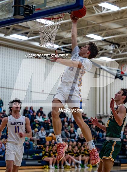 Thumbnail 1 in Deer Lakes @ Hampton photogallery.