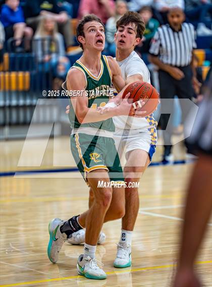 Thumbnail 2 in Deer Lakes @ Hampton photogallery.