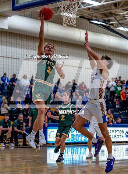 Thumbnail 3 in Deer Lakes @ Hampton photogallery.